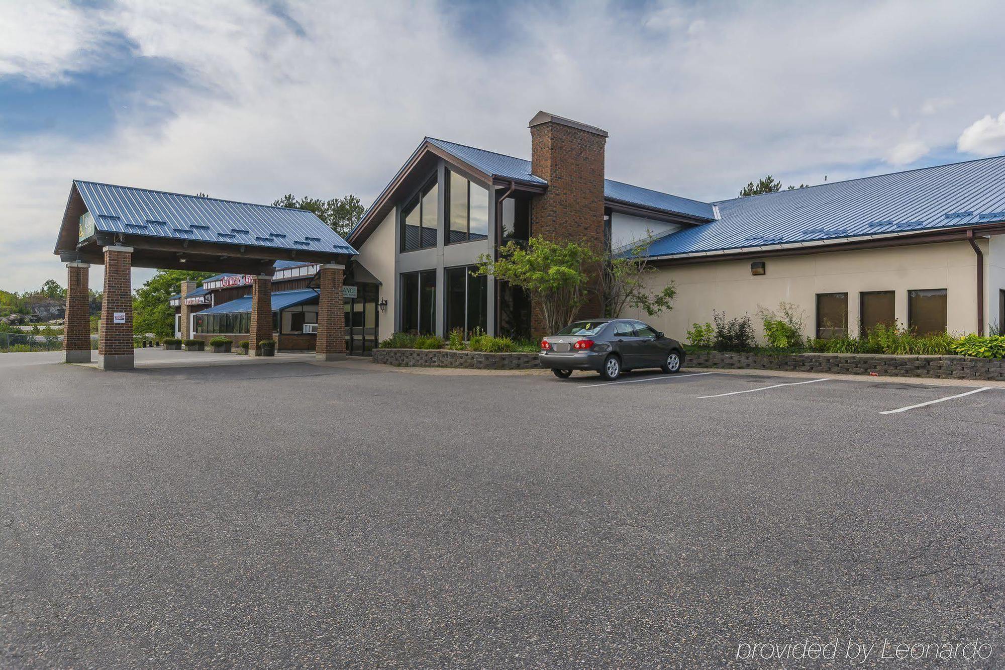 Quality Inn & Conference Centre Parry Sound Exterior foto